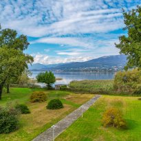 Cazzago Brabbia Lago Maggiore